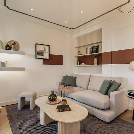 Fener - 3 Bedrooms In La Dreta De L'eixample Διαμέρισμα *